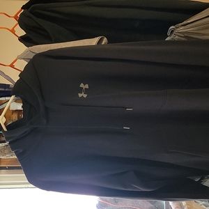 Brand New without tags 2xl Under Armour fitted hoodie
